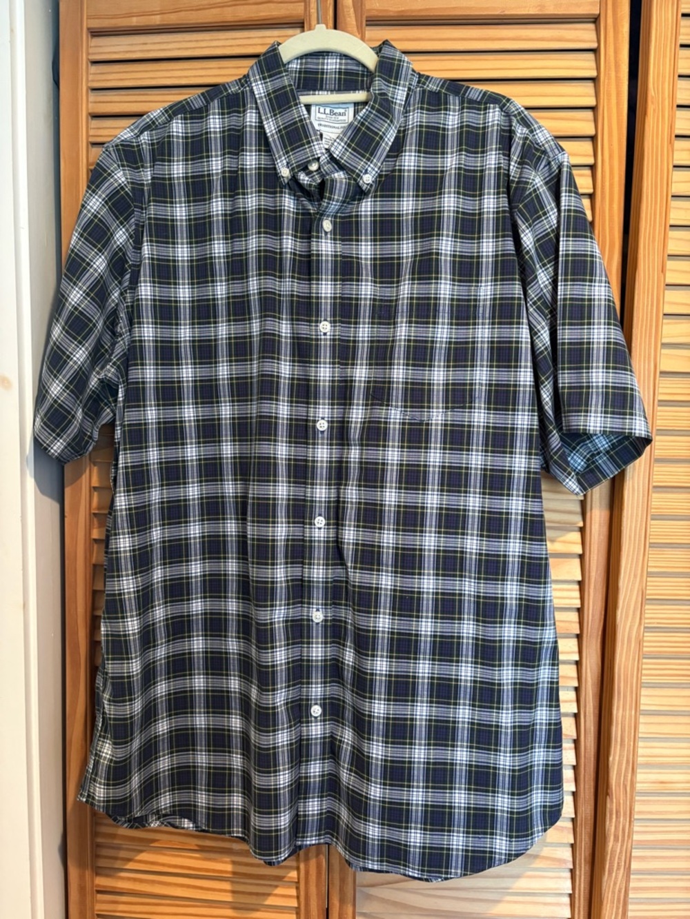 L.L. Bean Men’s Short-Sleeve Button-Down Plaid Shirt Lagenlook Cabincore Summer